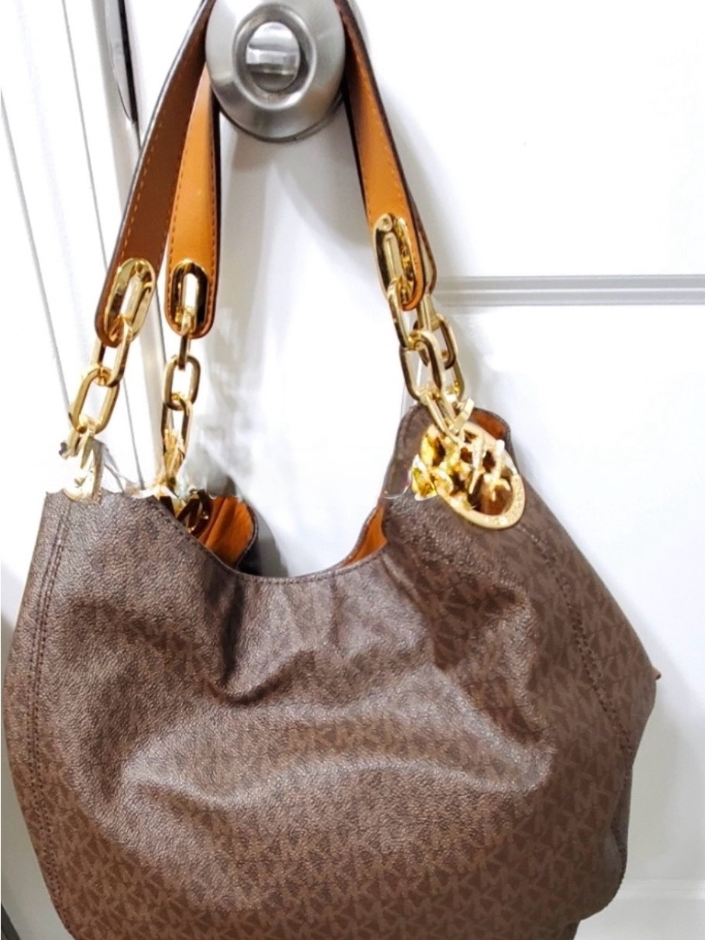 Micheal Kors Designer-Style Brown Shoulder Tote with Gold Chain Accents